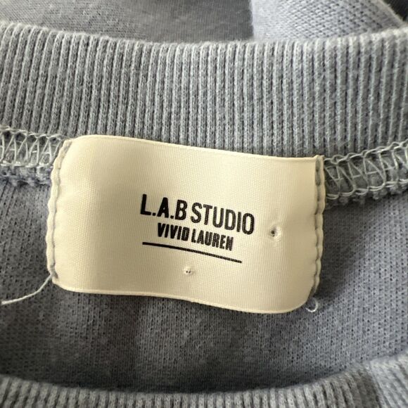 L.A.B. Studio Vivid Lauren Sweater Women Large Blue Grey Pullover Bear Patch - Picture 5 of 13